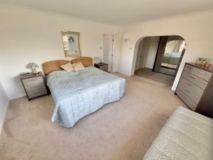 Bedroom- click for photo gallery